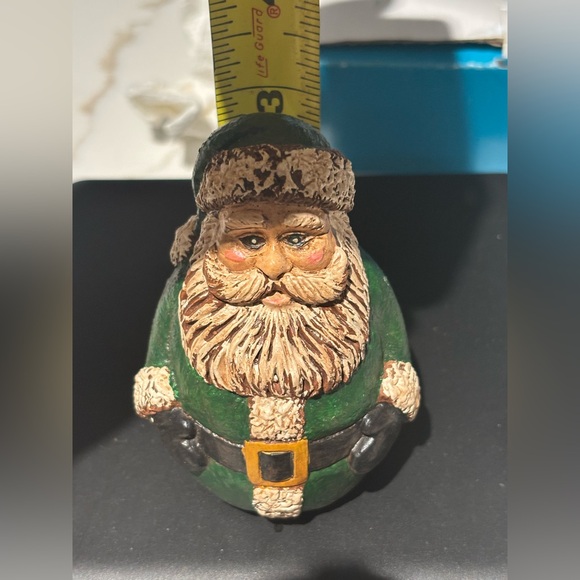 Vintage 1996 Hand-painted Unglazed Ceramic Santa Claus Christmas Figurine - Picture 6 of 7